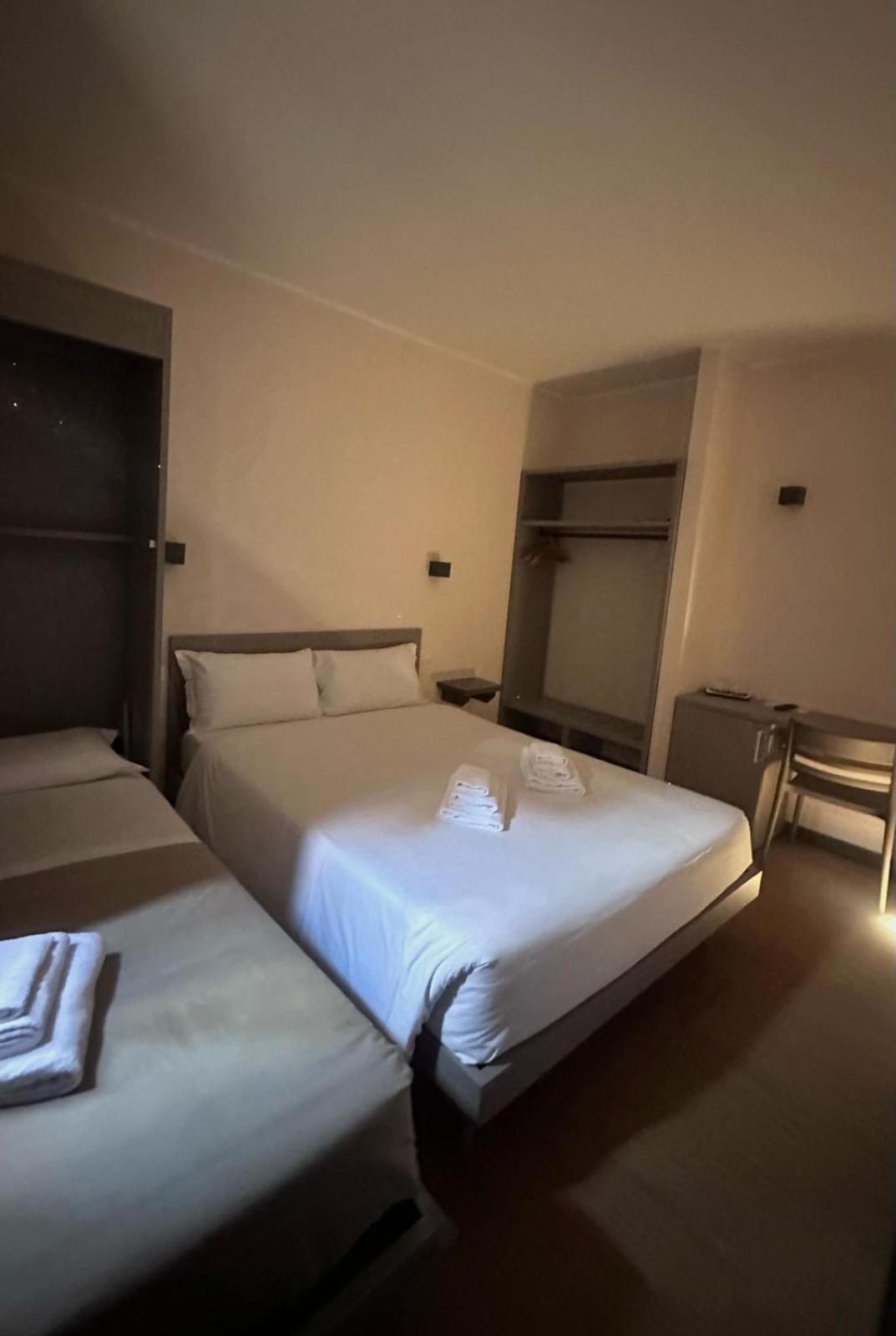 Colosseum Resort Rome Bilik gambar
